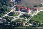 troja-castle-and-garden-prague